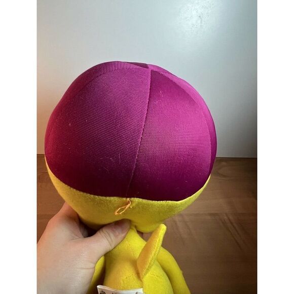 2011 Nanco Looney Tunes 12”Plush Tweety Bird Wearing a Baseball Cap, Stuffed Toy - Picture 6 of 9